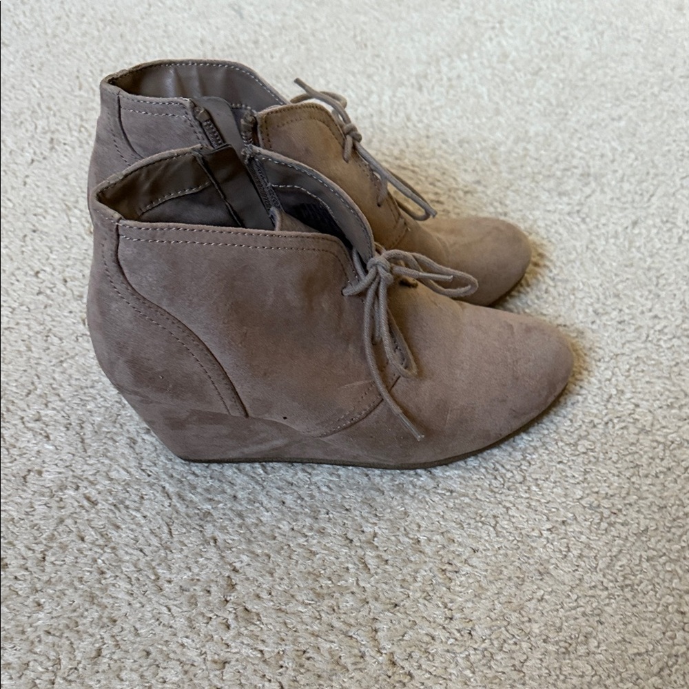 Universal Thread Women's Brown Wedge Shoes
